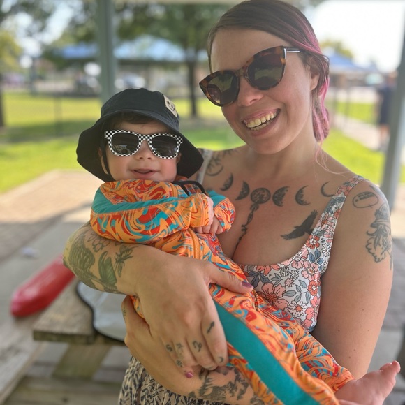 Meet your Posher, Melody - Picture 2 of 10